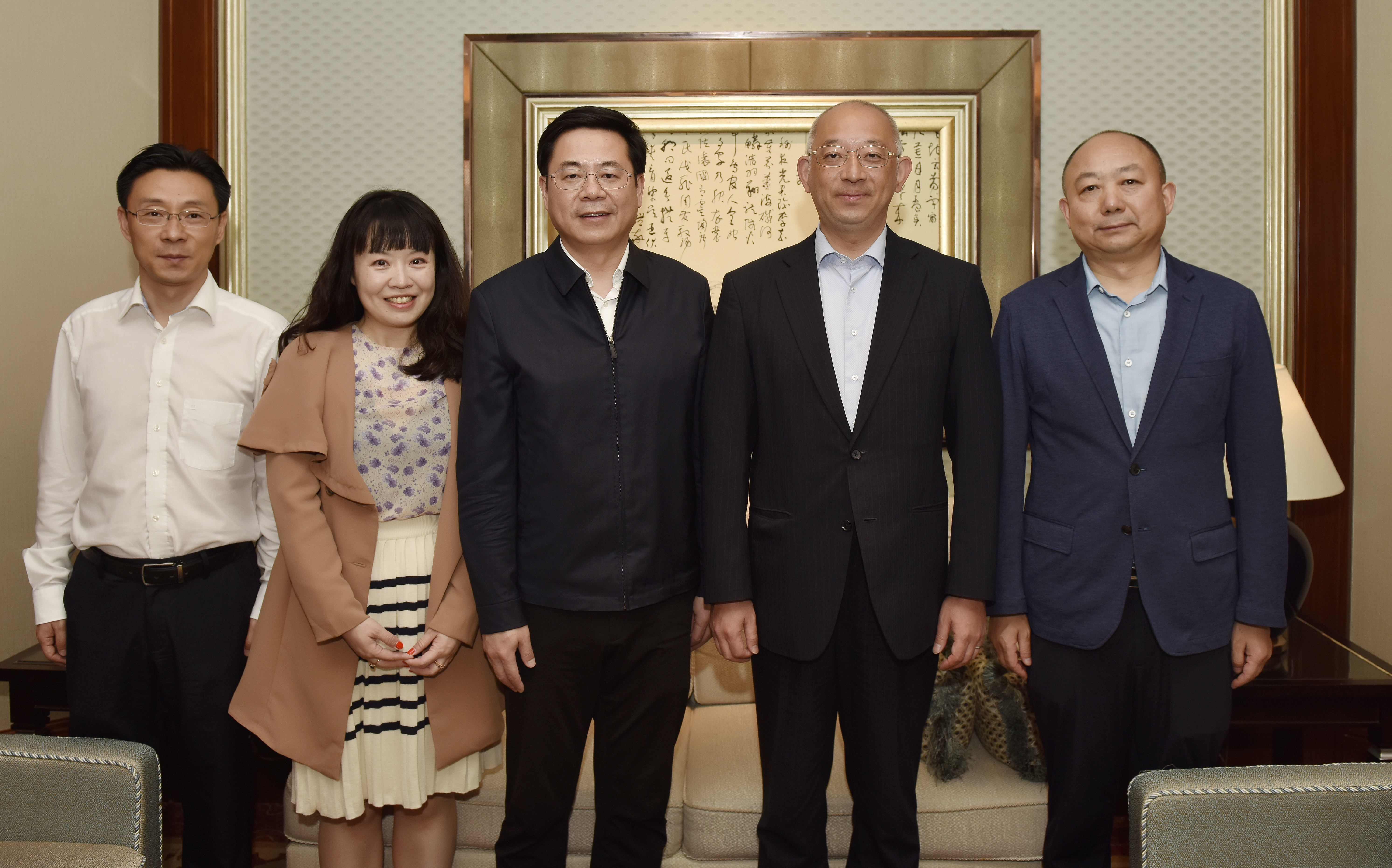 省商务厅领导会见日本贸易振兴机构上海代表处首席代表水田贤治一行